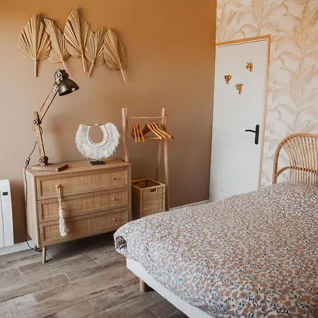 « La Casa Normande » Entre Ville & Plages Esquay-sur-Seulles Buitenkant foto